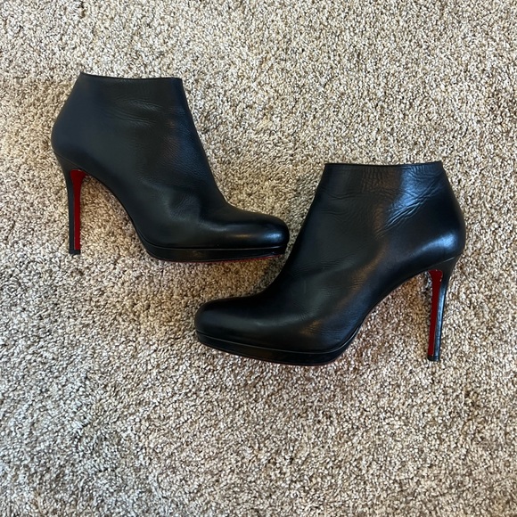 Christian Louboutin Belle Leather Heels - Picture 2 of 8